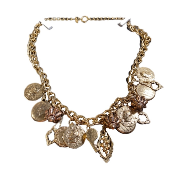 1928 Vintage Gold Trinket Choker Necklace - Picture 6 of 14